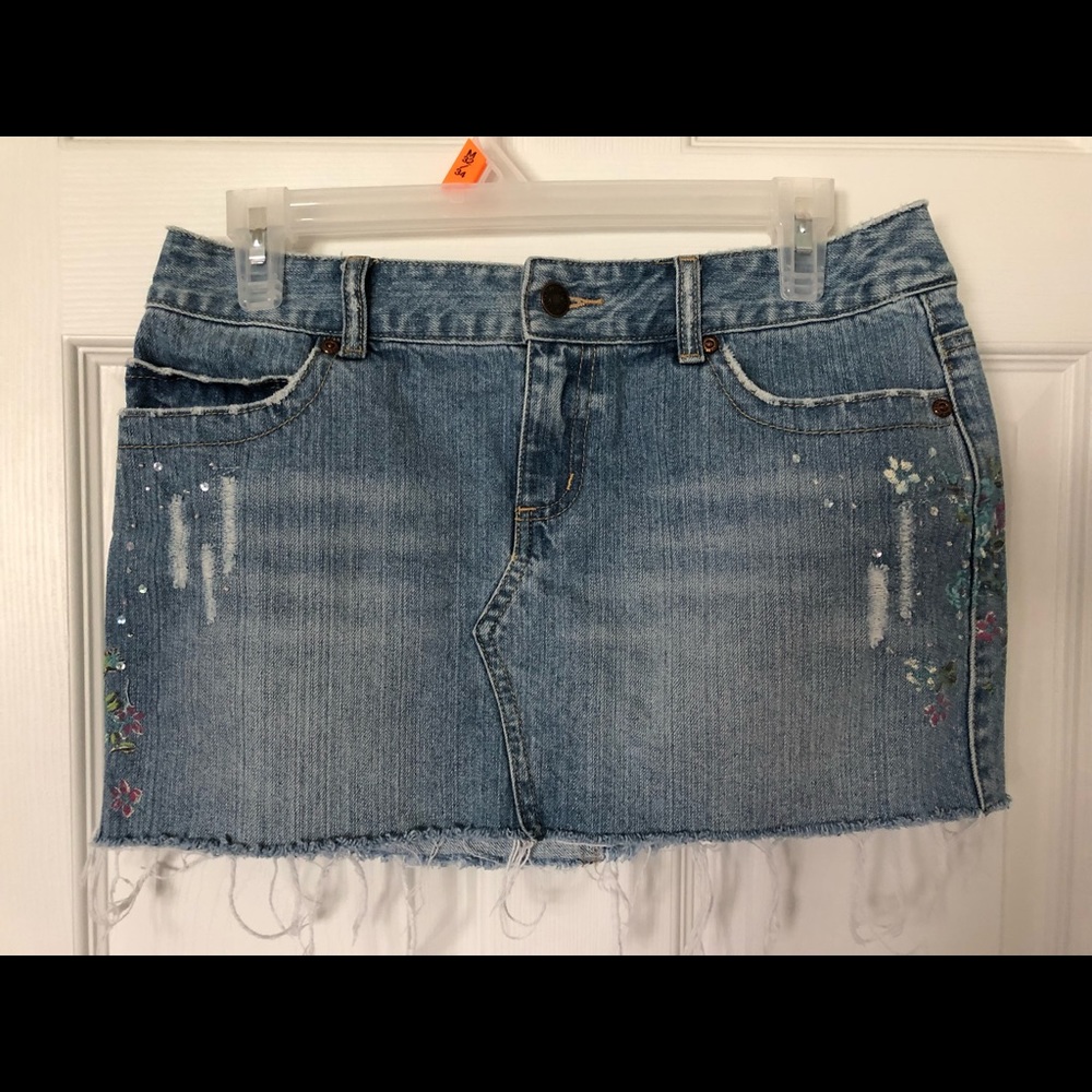 Aeropostale Frayed Hem Jean Skirt